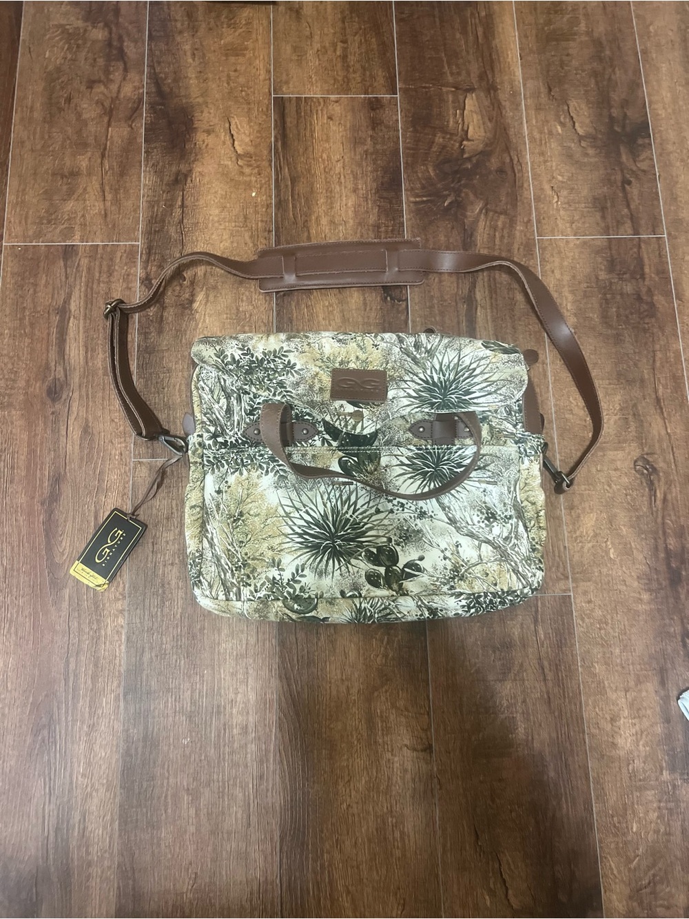 NWT GameGuard South Texas Brush Camo Canvas Messenger Bag